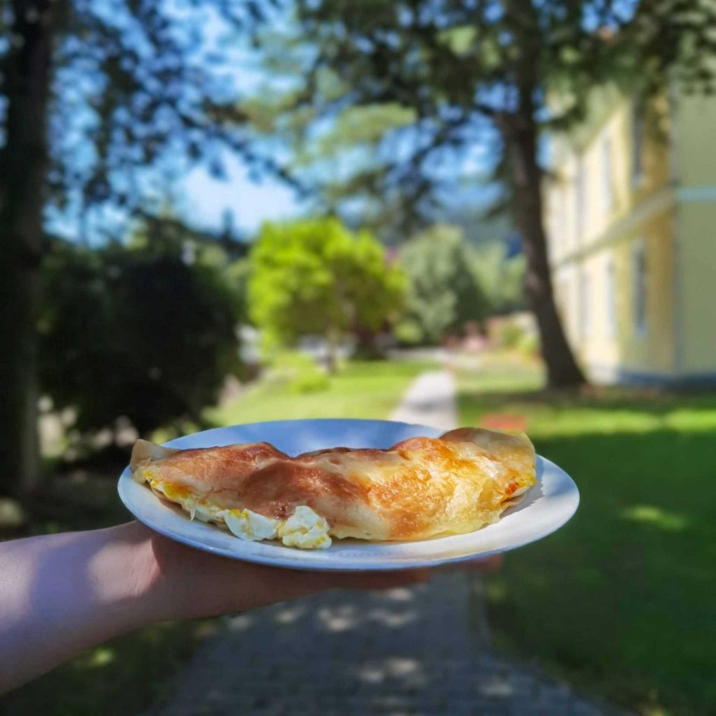 Quesadilla beim Teamtag im crosseye Marketing Büro